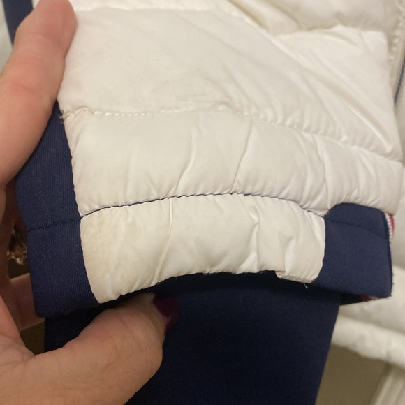 Tommy Hilfiger Lightweight Hooded Puffer Jacket White and Blue Women’s Small - Picture 13 of 17